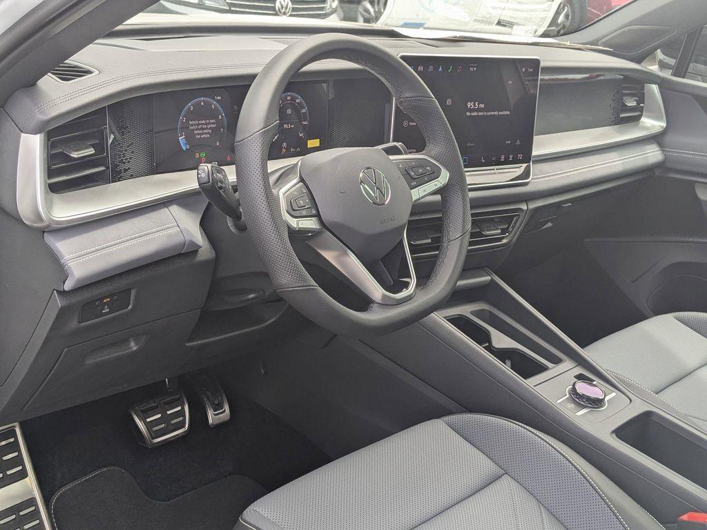 new 2025 Volkswagen Tiguan car, priced at $38,394