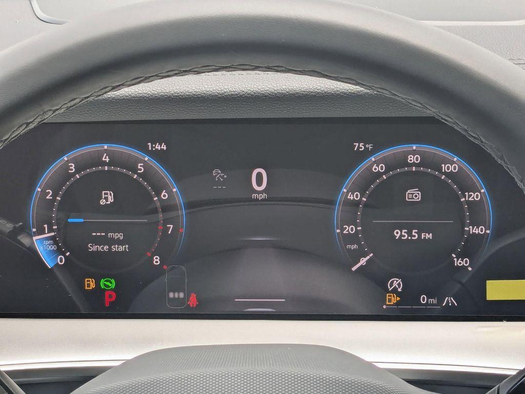 new 2025 Volkswagen Tiguan car, priced at $38,394