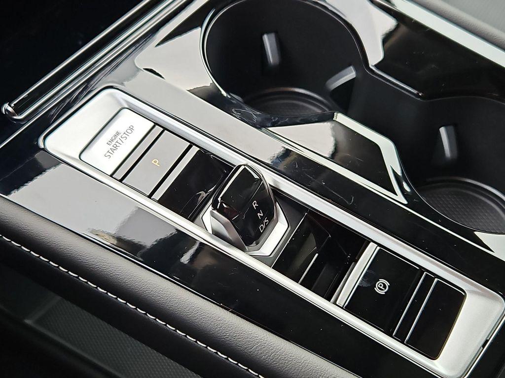 new 2026 Volkswagen Atlas car, priced at $56,625