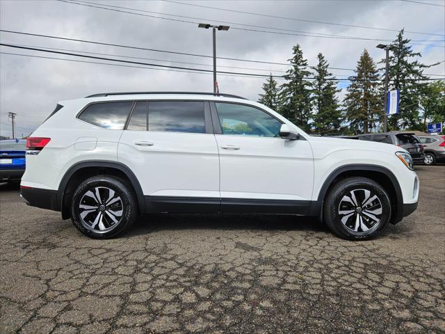 new 2024 Volkswagen Atlas car, priced at $35,862