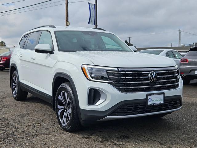 new 2024 Volkswagen Atlas car, priced at $35,862