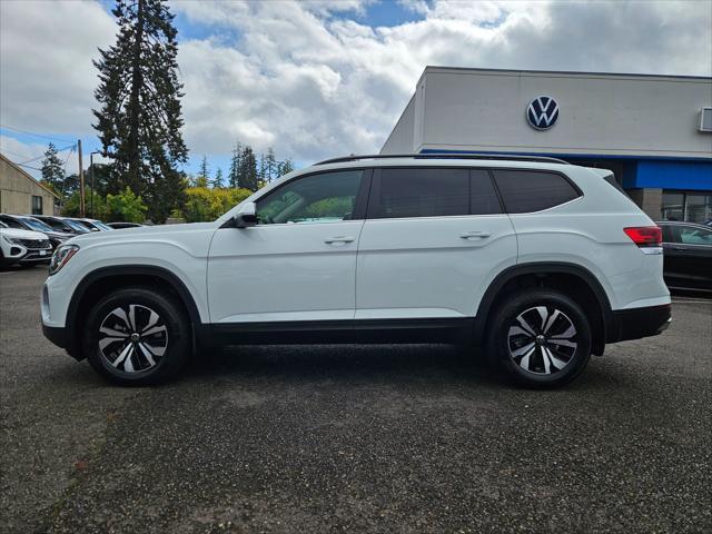 new 2024 Volkswagen Atlas car, priced at $35,862