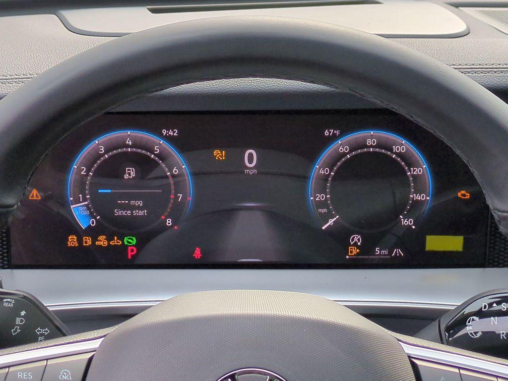 new 2025 Volkswagen Tiguan car, priced at $38,257