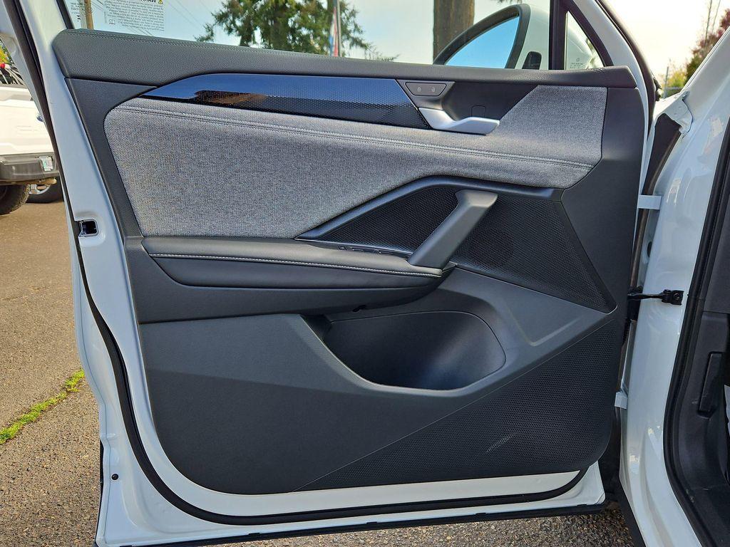 new 2025 Volkswagen Tiguan car, priced at $31,382