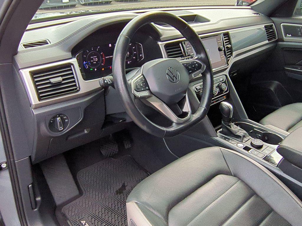 used 2020 Volkswagen Atlas Cross Sport car, priced at $22,990