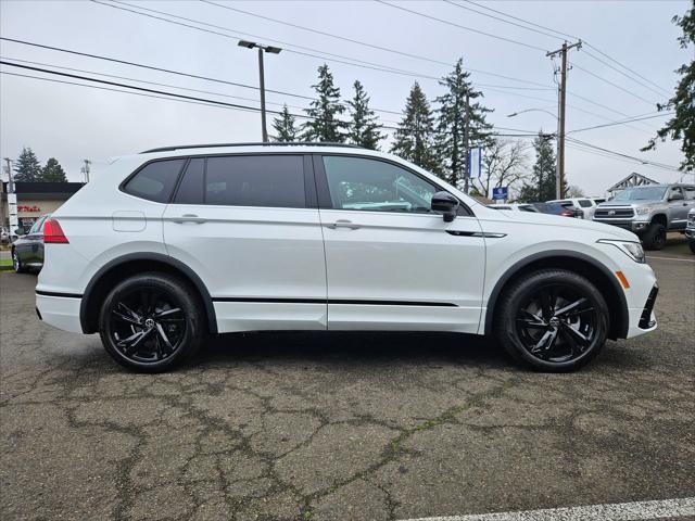 new 2024 Volkswagen Tiguan car, priced at $33,606