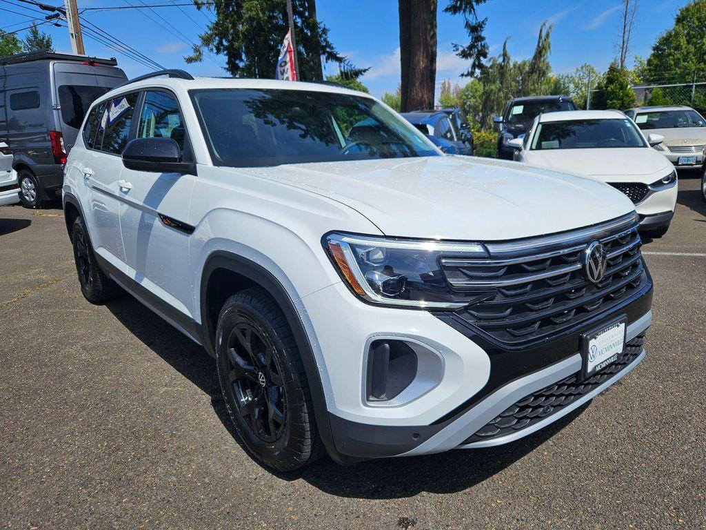 new 2025 Volkswagen Atlas car, priced at $46,549