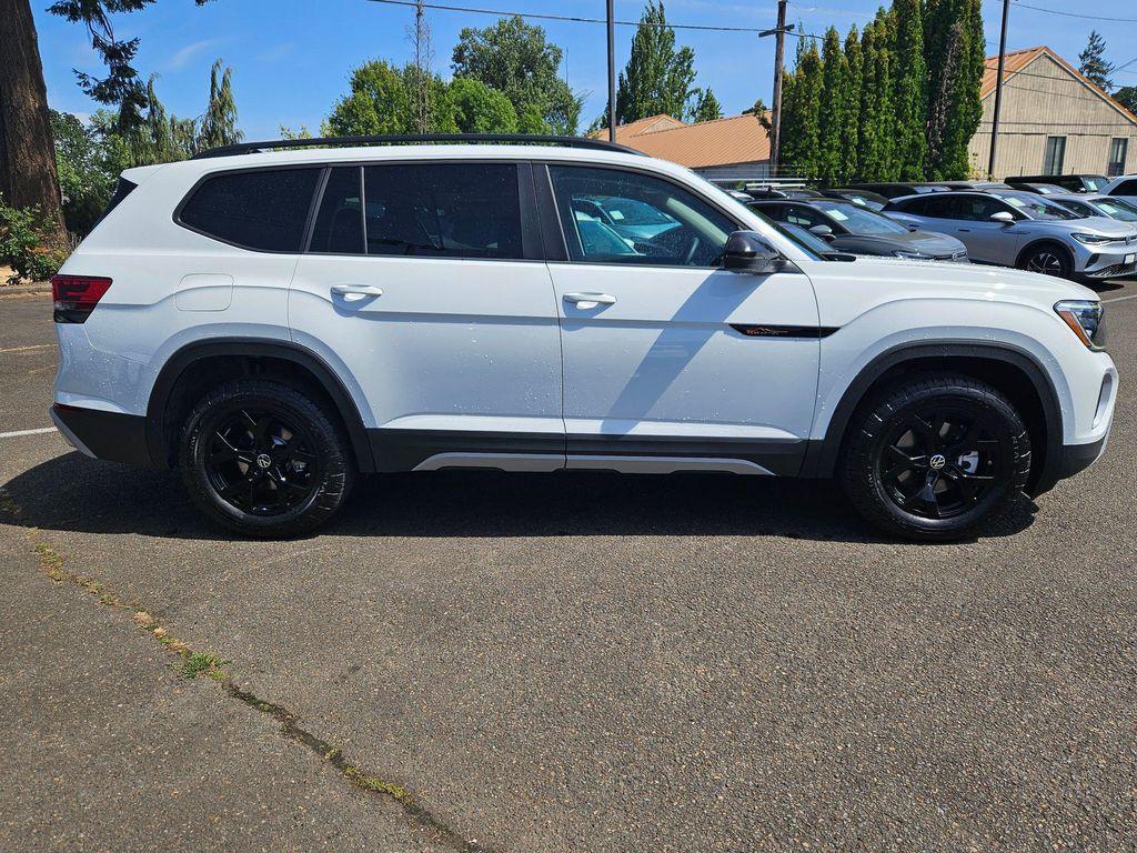 new 2025 Volkswagen Atlas car, priced at $46,549