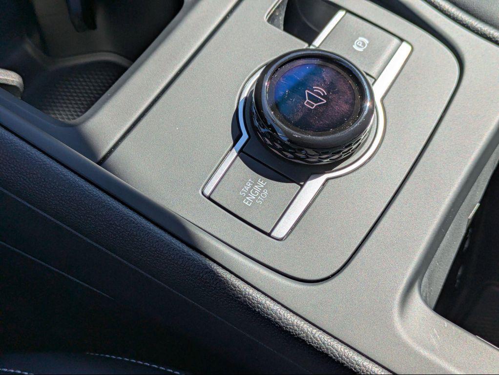 new 2025 Volkswagen Tiguan car, priced at $36,902