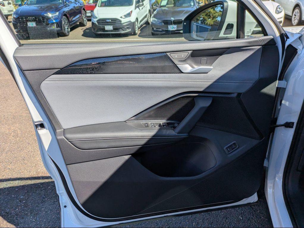 new 2025 Volkswagen Tiguan car, priced at $36,902