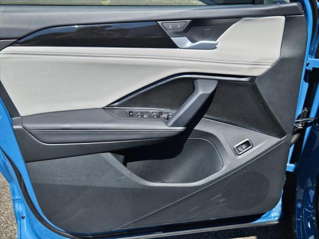 new 2025 Volkswagen Tiguan car, priced at $42,741