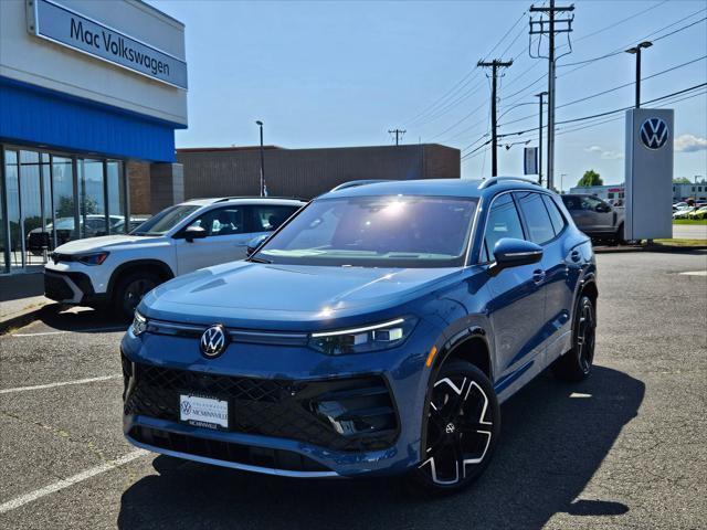 new 2025 Volkswagen Tiguan car, priced at $42,741