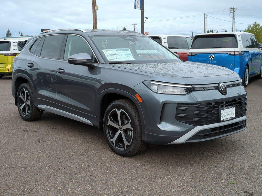 new 2025 Volkswagen Tiguan car, priced at $34,980