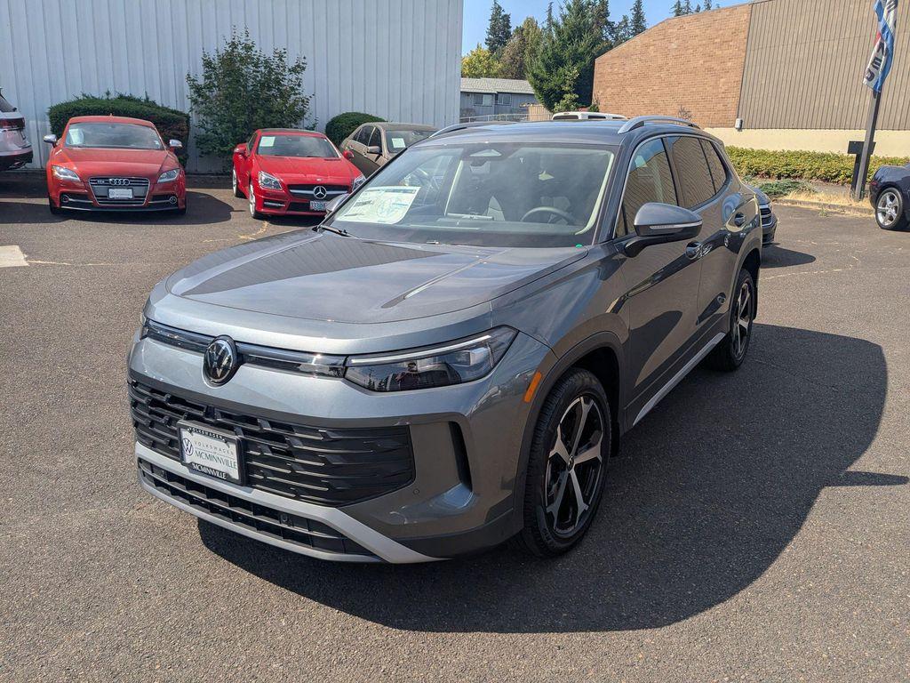 new 2025 Volkswagen Tiguan car, priced at $34,230