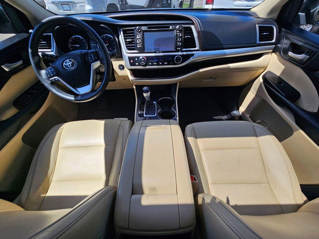 used 2015 Toyota Highlander car, priced at $20,990
