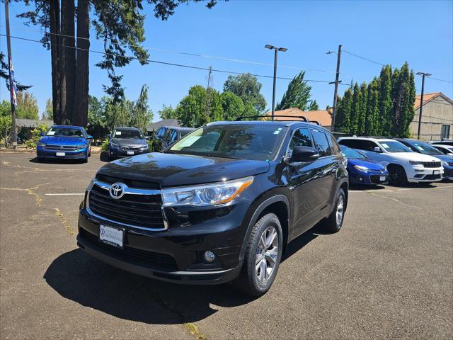 used 2015 Toyota Highlander car, priced at $21,990