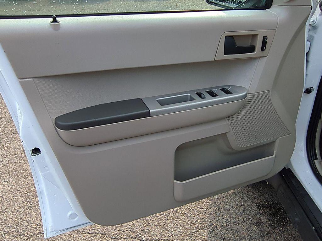 used 2008 Ford Escape Hybrid car, priced at $10,768