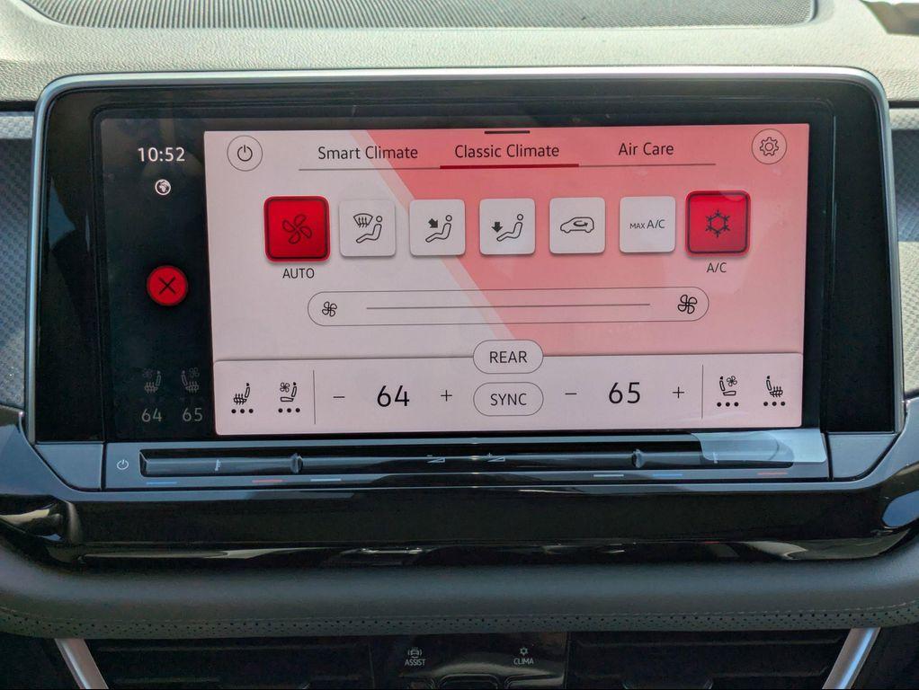 new 2025 Volkswagen Atlas car, priced at $41,579