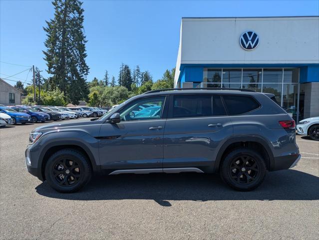 new 2025 Volkswagen Atlas car, priced at $43,632