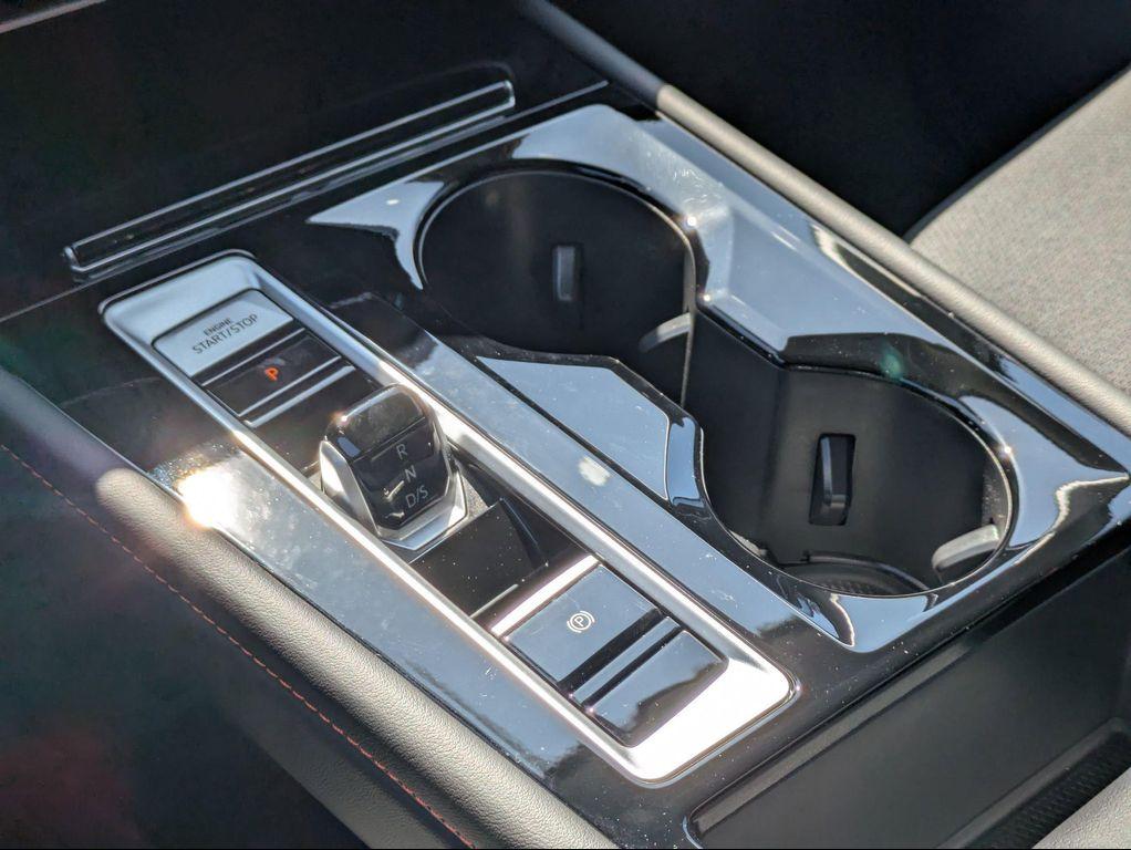 new 2025 Volkswagen Atlas car, priced at $41,579