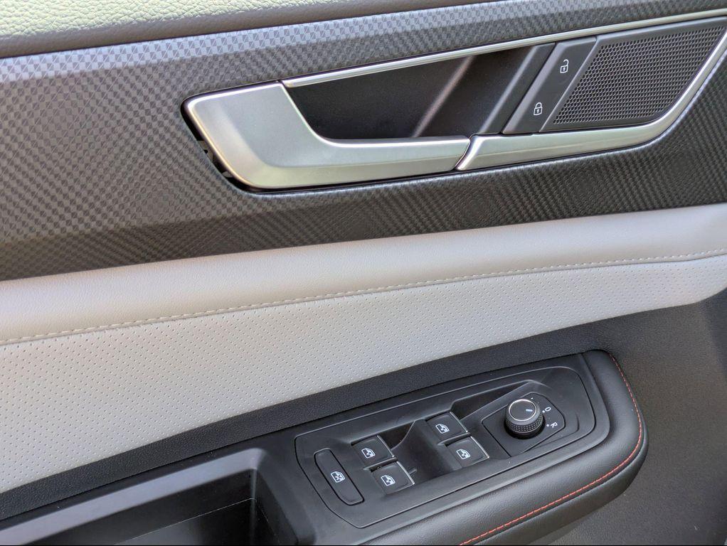 new 2025 Volkswagen Atlas car, priced at $41,579