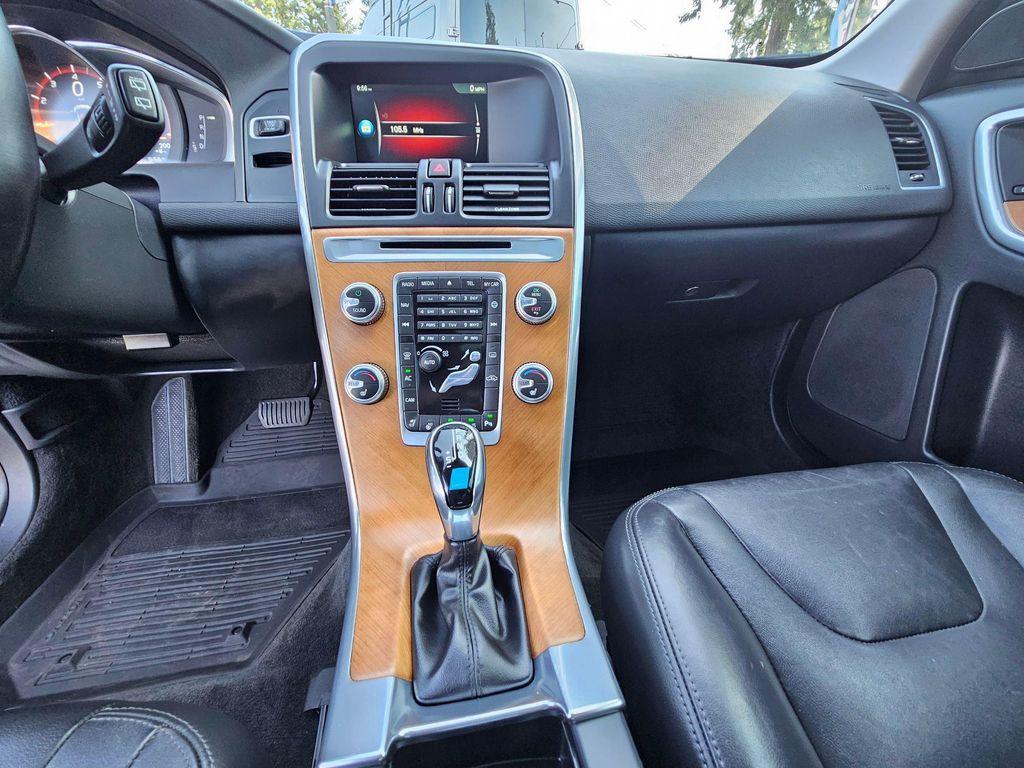 used 2017 Volvo XC60 car, priced at $14,785