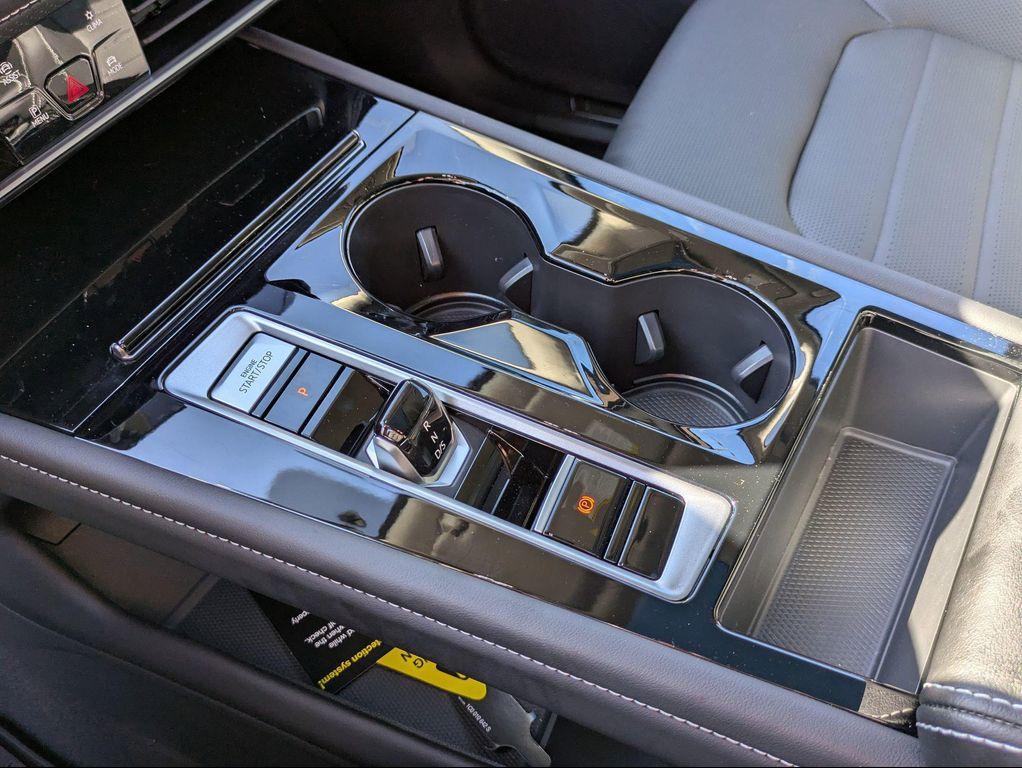 new 2025 Volkswagen Atlas car, priced at $47,629