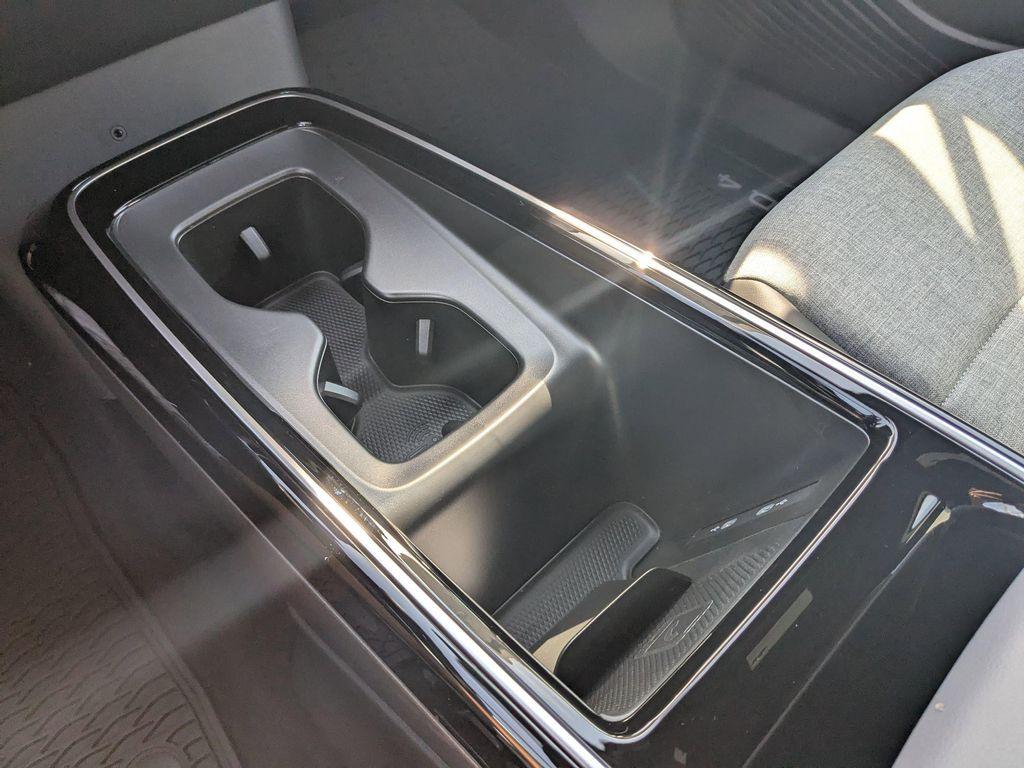 new 2025 Volkswagen ID.4 car, priced at $41,320