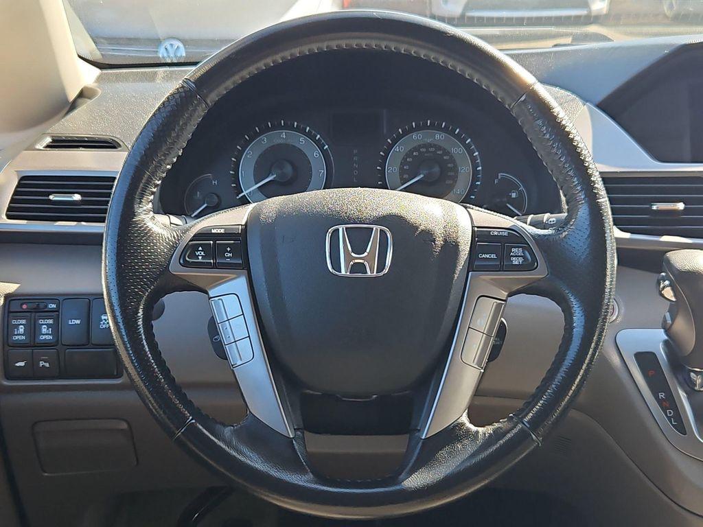 used 2015 Honda Odyssey car, priced at $17,990