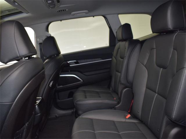 used 2025 Kia Telluride car, priced at $43,610