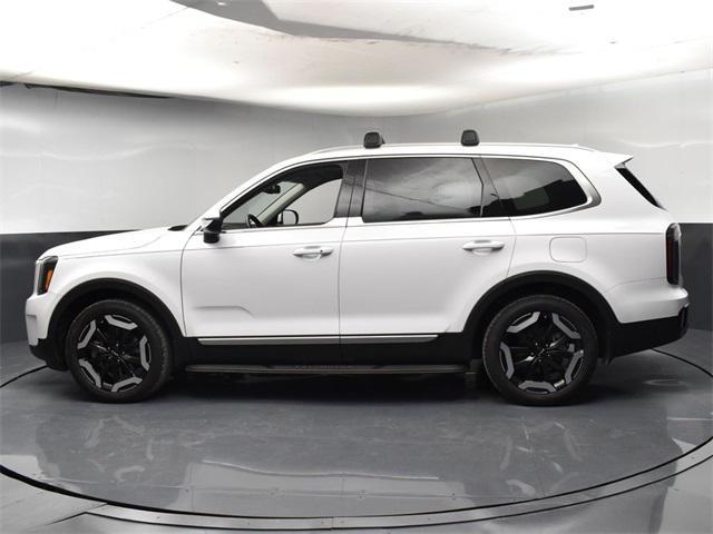 used 2025 Kia Telluride car, priced at $43,610
