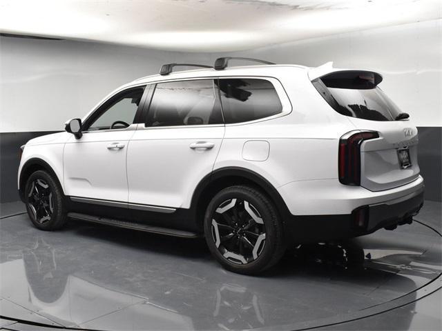 used 2025 Kia Telluride car, priced at $43,610