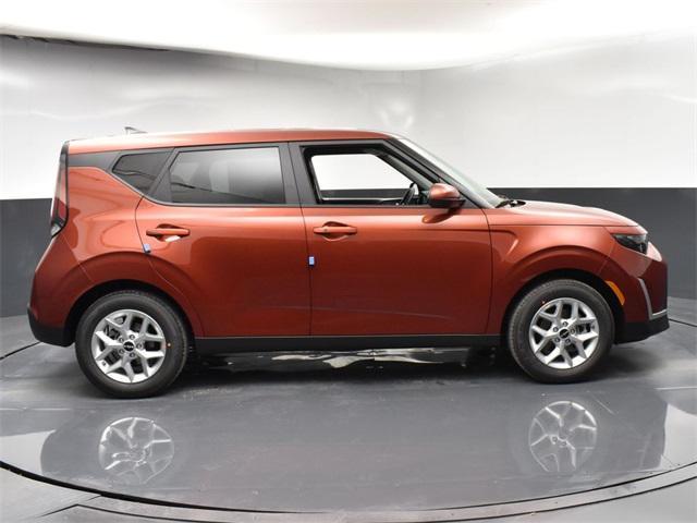 used 2024 Kia Soul car, priced at $21,445