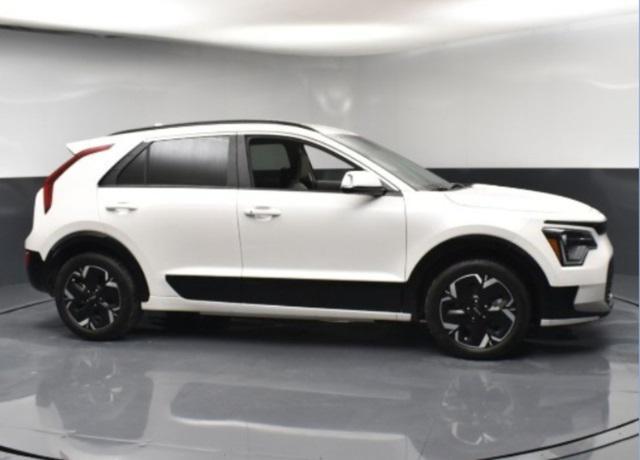 used 2022 Kia Niro EV car, priced at $19,335
