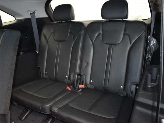 used 2025 Kia Sorento car, priced at $32,961