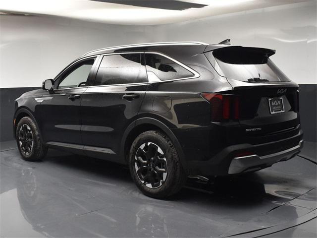 used 2025 Kia Sorento car, priced at $32,961