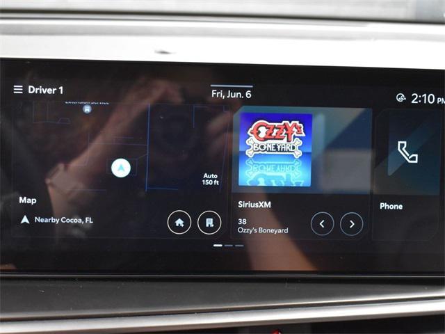 used 2025 Kia Sorento car, priced at $32,961