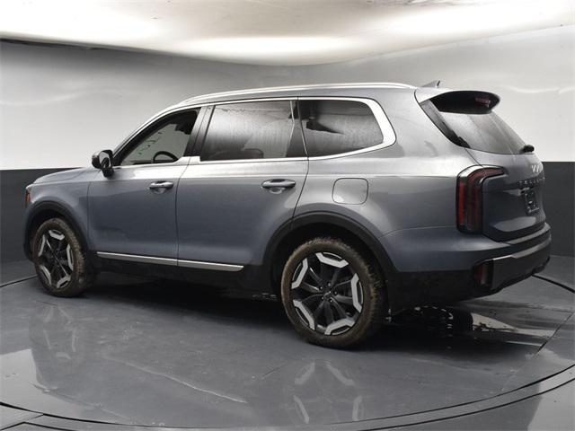 used 2025 Kia Telluride car, priced at $43,585