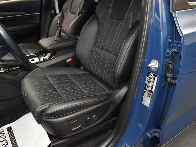 used 2023 Kia Telluride car, priced at $42,445