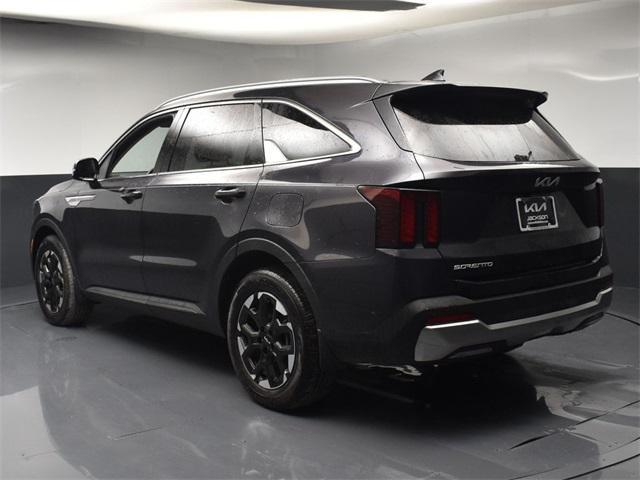 used 2025 Kia Sorento car, priced at $32,314