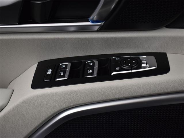 used 2024 Kia Telluride car, priced at $37,028