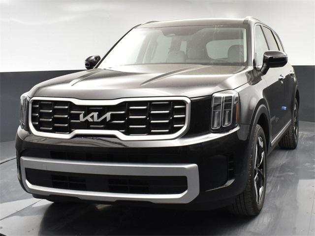 used 2024 Kia Telluride car, priced at $37,028