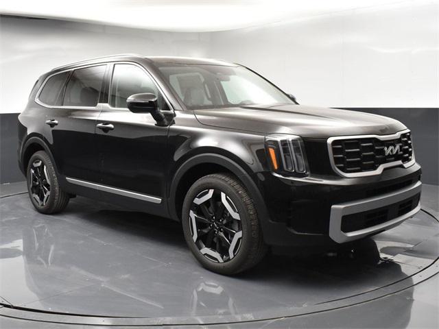 used 2024 Kia Telluride car, priced at $37,028