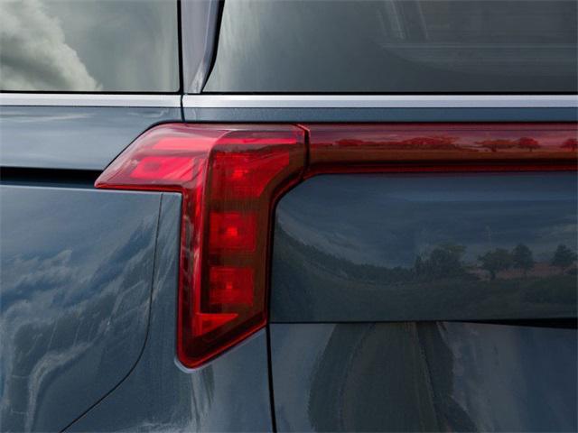 new 2025 Kia Carnival Hybrid car, priced at $47,645