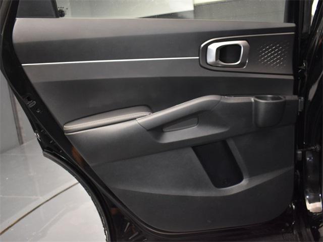 used 2025 Kia Sorento car, priced at $33,621