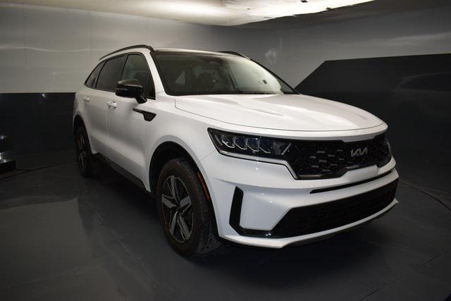 used 2023 Kia Sorento car, priced at $26,271