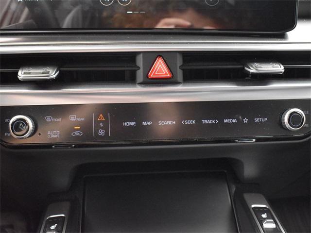 used 2025 Kia Sorento Hybrid car, priced at $36,949