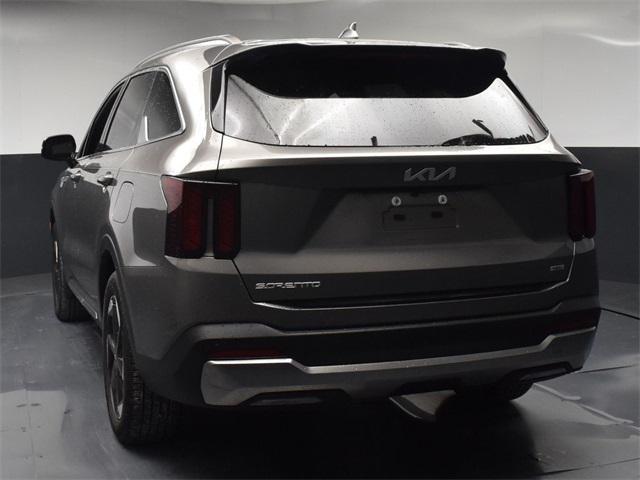 used 2025 Kia Sorento Hybrid car, priced at $36,949