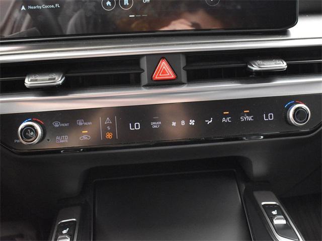 used 2025 Kia Sorento Hybrid car, priced at $36,949