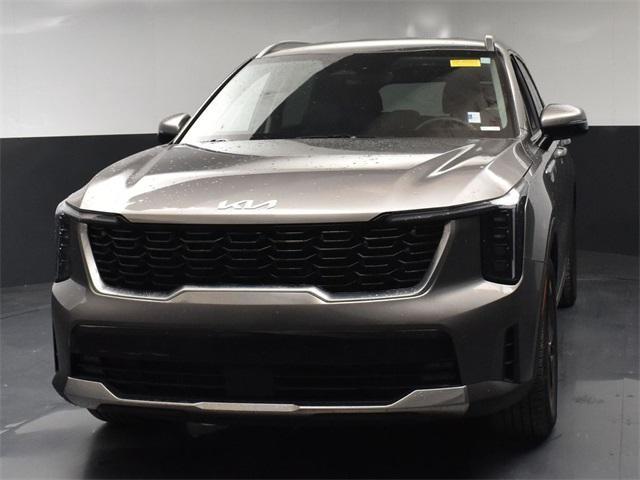used 2025 Kia Sorento Hybrid car, priced at $36,949